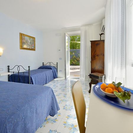 Bnb Le Isole Forio  Ruang foto